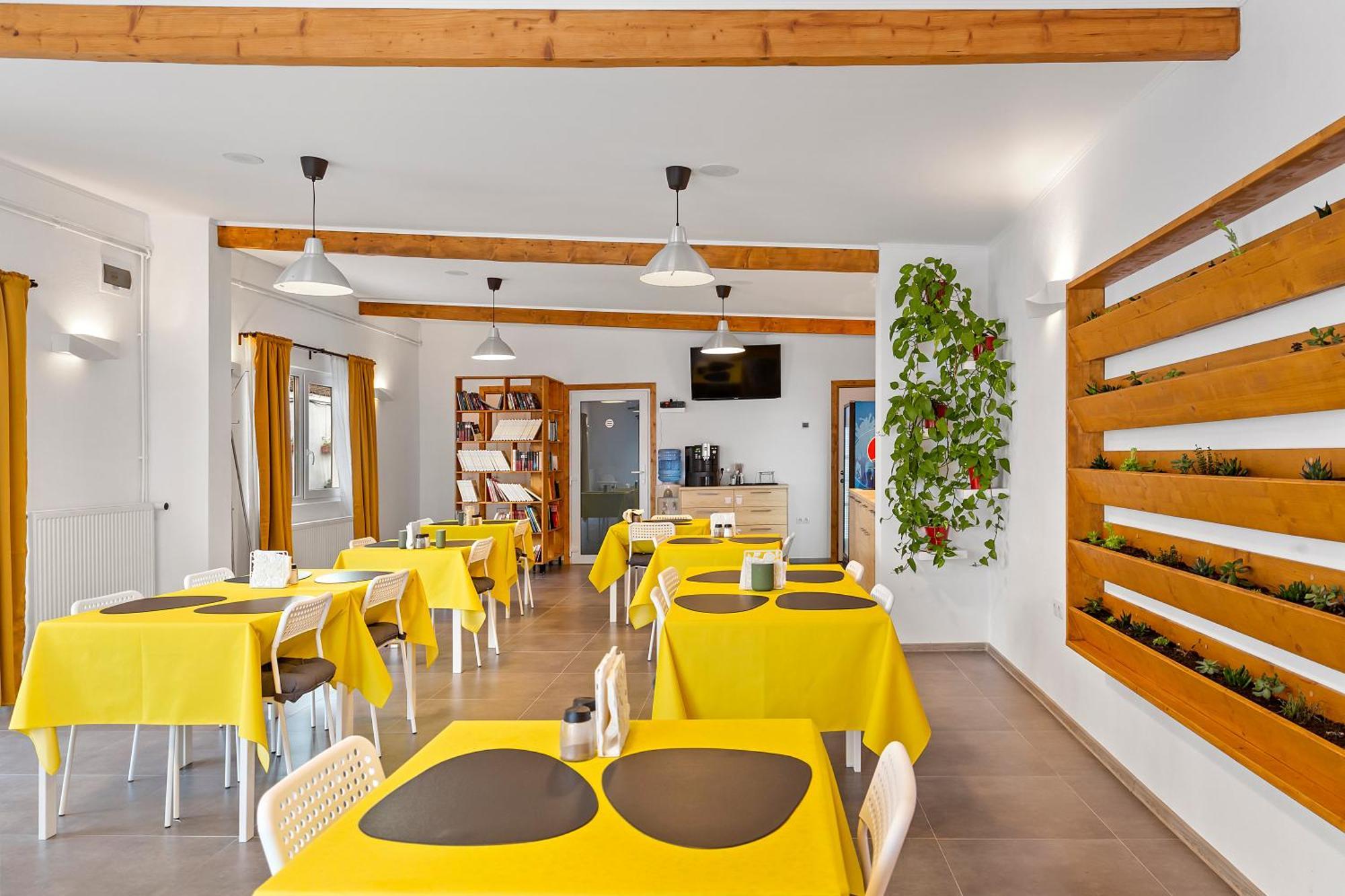Pensiunea Alina "Adults Only" Sibiu Buitenkant foto