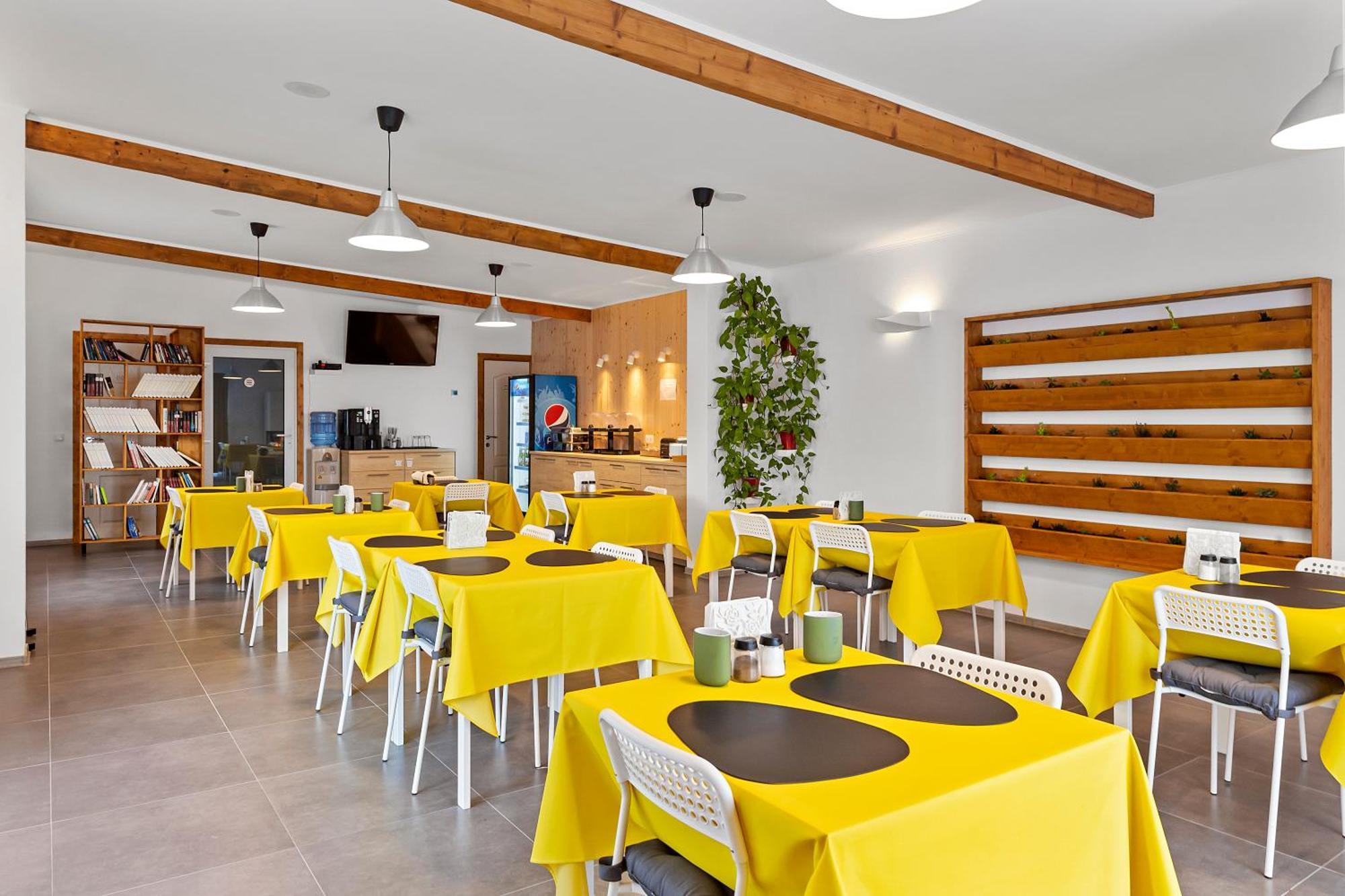 Pensiunea Alina "Adults Only" Sibiu Buitenkant foto